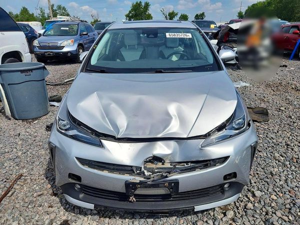 2022 TOYOTA PRIUS
