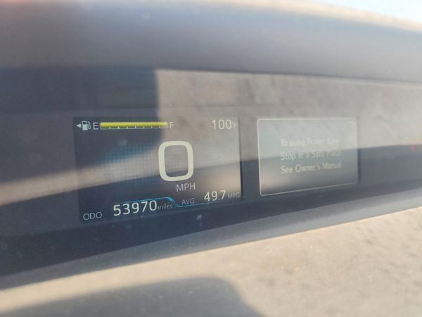 2022 TOYOTA PRIUS