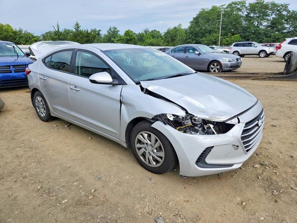 2018 HYUNDAI ELANTRA SE