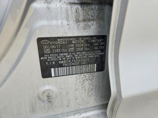 2018 HYUNDAI ELANTRA SE