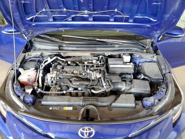 2020 TOYOTA COROLLA SE, CVT