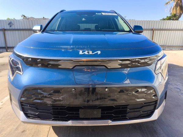 2024 KIA NIRO Wind