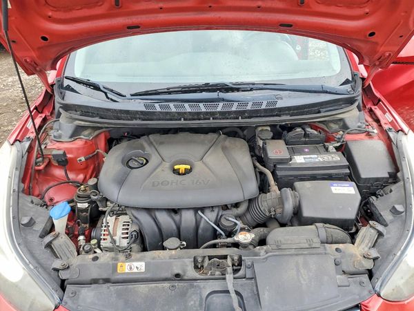 2014 HYUNDAI ELANTRA