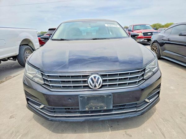 2017 VOLKSWAGEN PASSAT