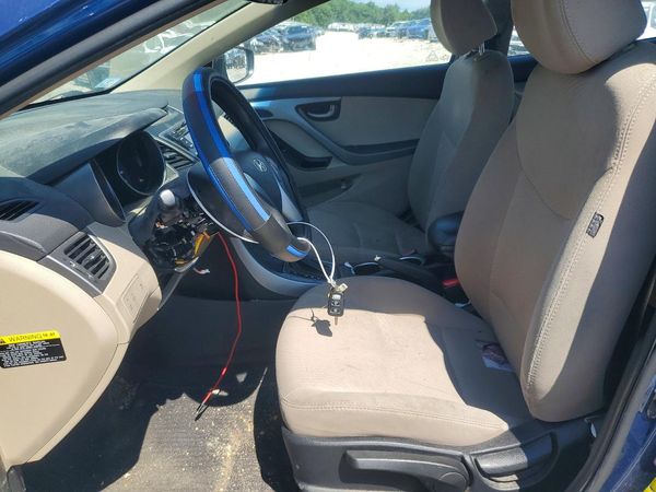 2016 HYUNDAI ELANTRA