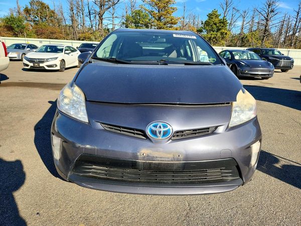2015 TOYOTA PRIUS — DIRF