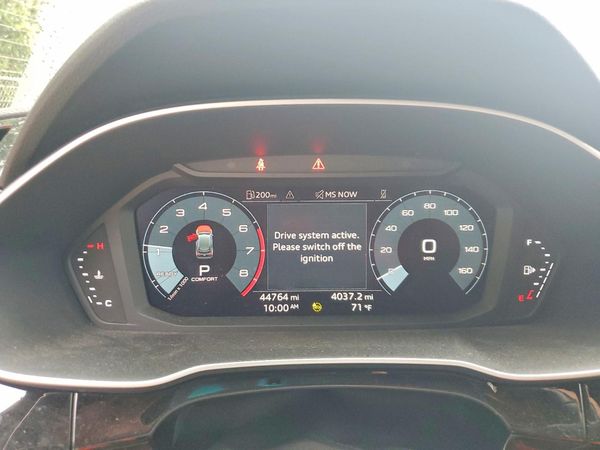 2022 AUDI Q3 quattro Premium