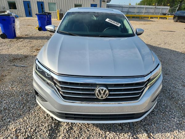 2021 VOLKSWAGEN PASSAT