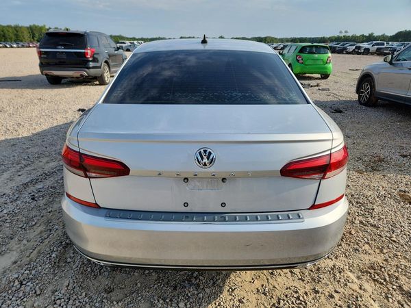 2021 VOLKSWAGEN PASSAT