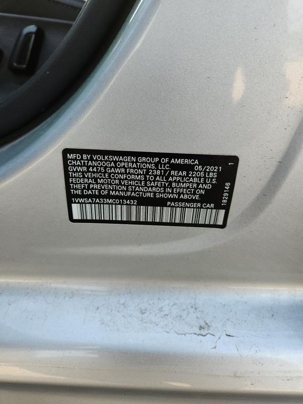 2021 VOLKSWAGEN PASSAT