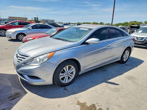 2012 HYUNDAI SONATA