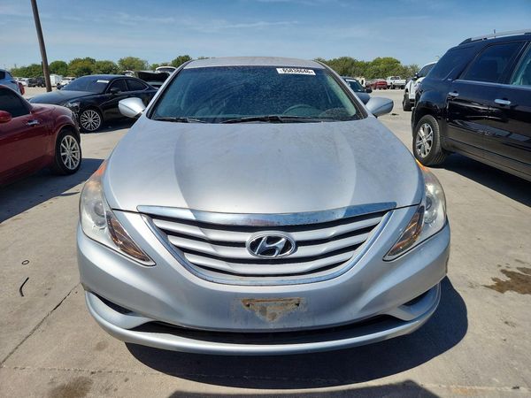 2012 HYUNDAI SONATA