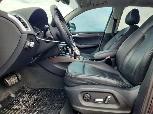 2016 AUDI Q5 quattro Premium Plus