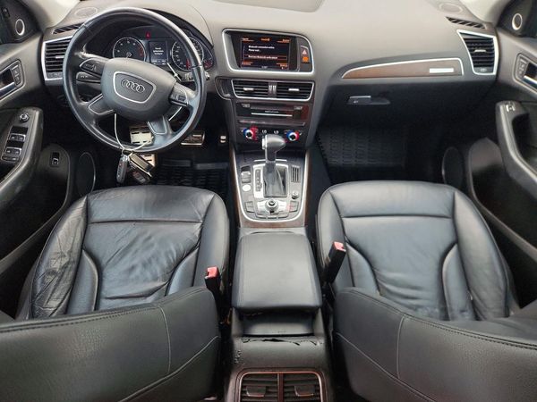 2016 AUDI Q5 quattro Premium Plus