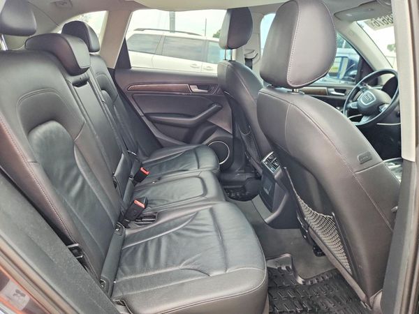 2016 AUDI Q5 quattro Premium Plus