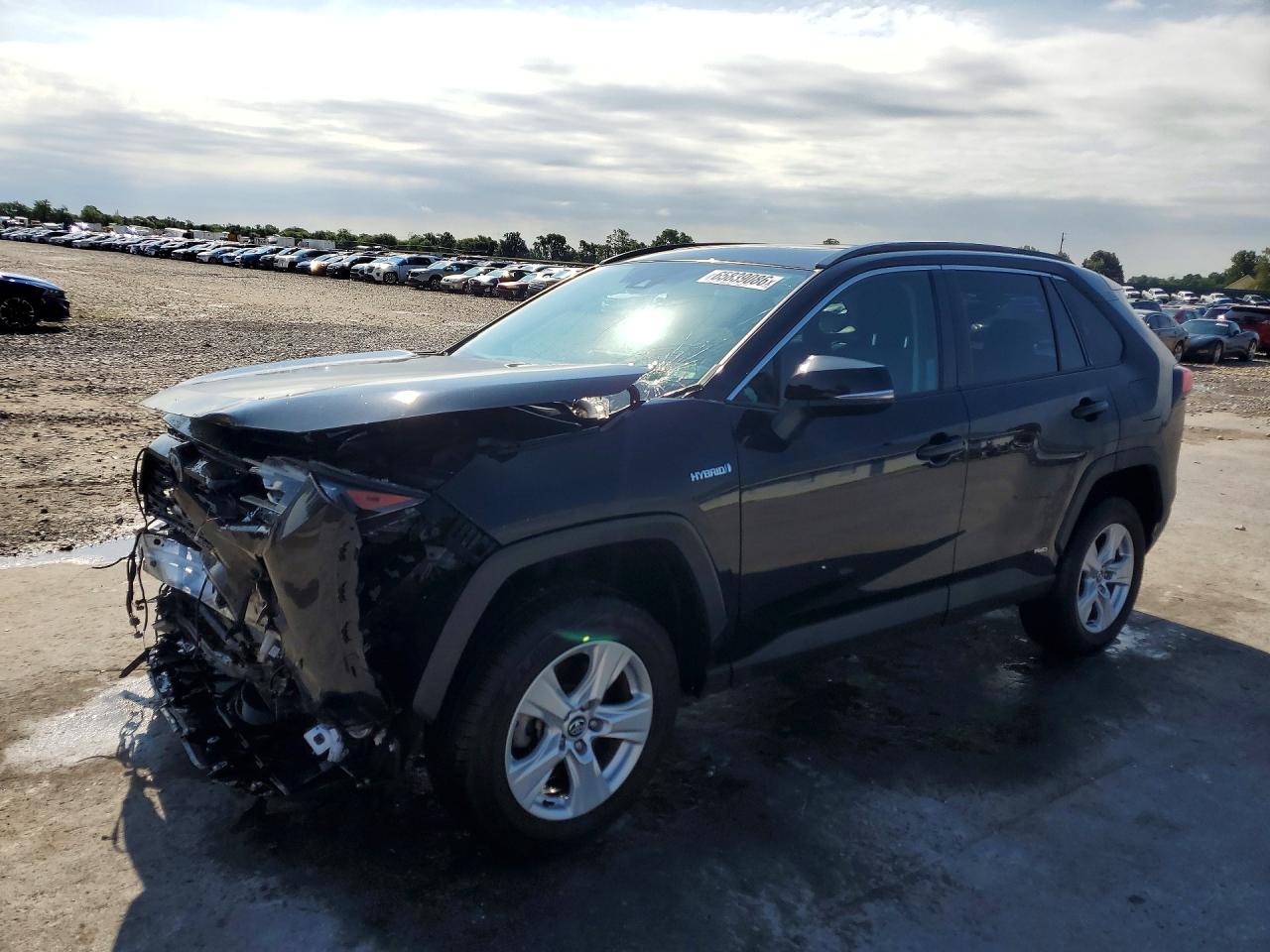 2020 TOYOTA RAV4 XLE HV — Front 3/4