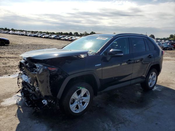 2020 TOYOTA RAV4 XLE HV — Front 3/4
