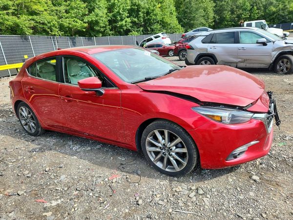 2018 MAZDA 3 Grand Touring