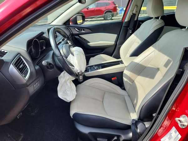 2018 MAZDA 3 Grand Touring