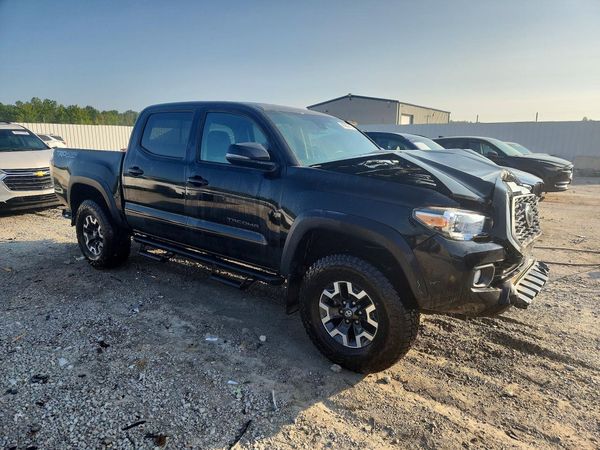 2020 TOYOTA TACOMA SR5