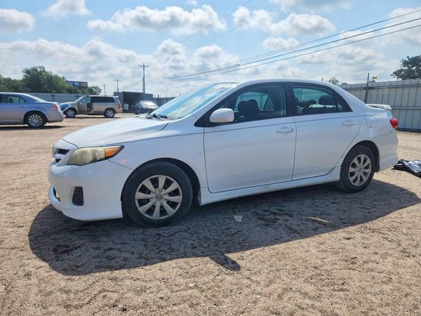 2013 TOYOTA COROLLA
