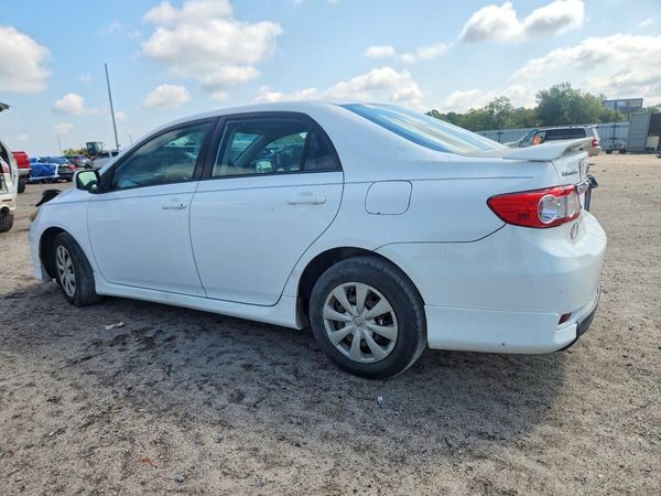 2013 TOYOTA COROLLA