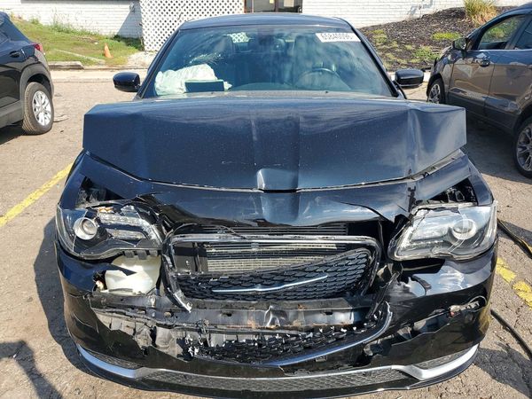 2016 CHRYSLER 300 300S