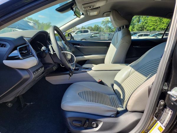 2024 TOYOTA CAMRY