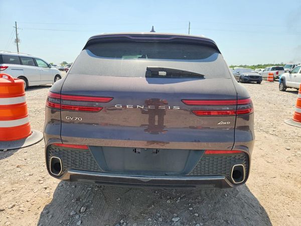 2022 GENESIS GV70