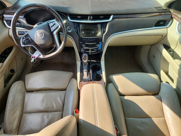 2013 CADILLAC XTS Premium