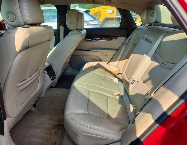 2013 CADILLAC XTS Premium