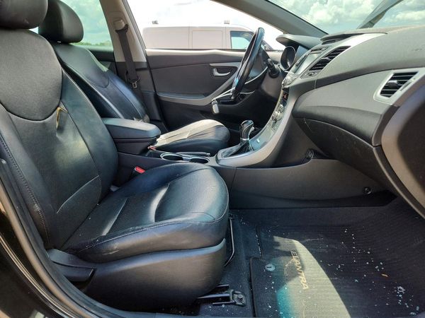 2014 HYUNDAI ELANTRA GLS(Middle) — DENT