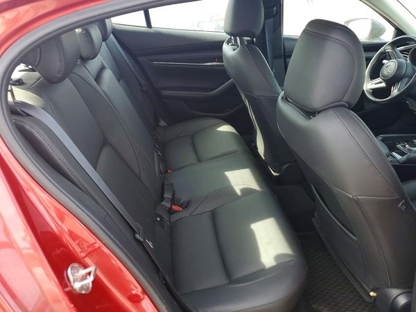 2024 MAZDA 3 Select Sport Package