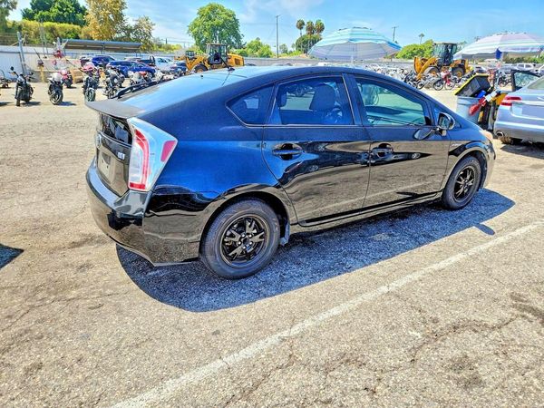 2013 TOYOTA PRIUS