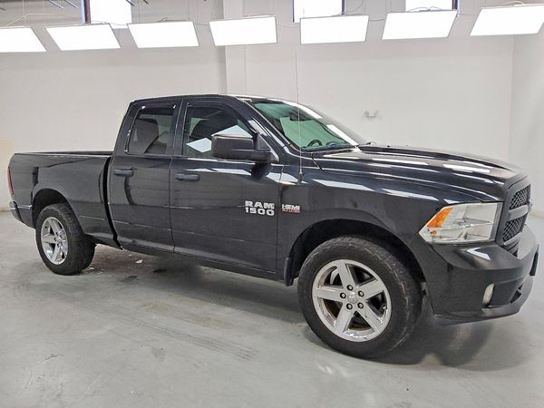 2017 RAM 1500 ST — Passenger 3/4