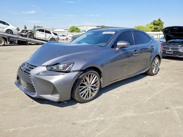 2018 LEXUS IS