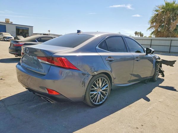 2018 LEXUS IS