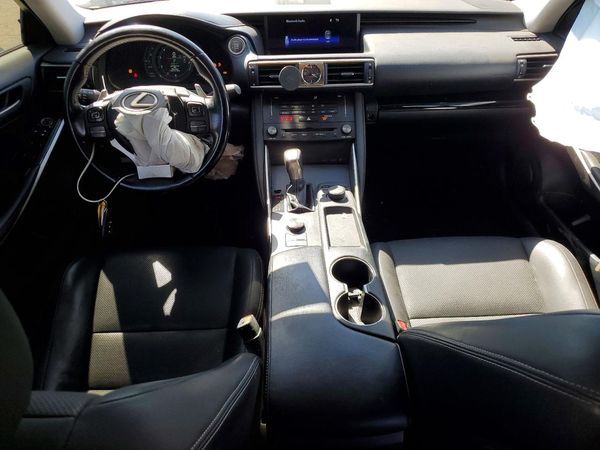 2018 LEXUS IS
