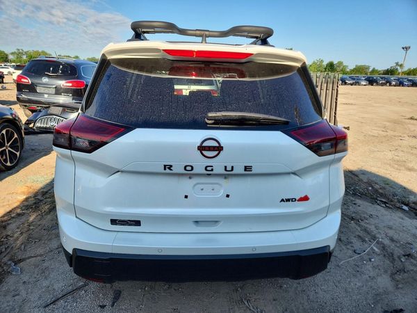 2026 NISSAN ROGUE SV