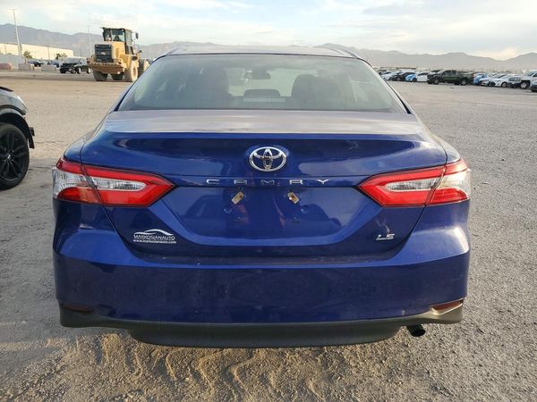 2018 TOYOTA CAMRY