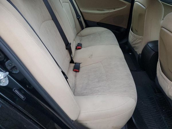 2012 HYUNDAI SONATA