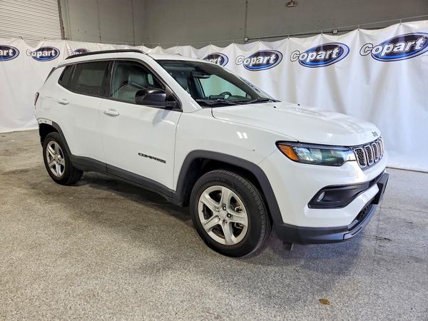 2023 JEEP COMPASS North, Latitude
