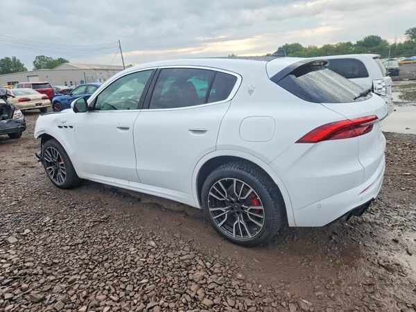 2023 MASERATI GRECALE