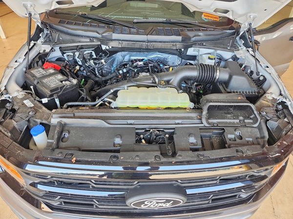 2025 FORD F150