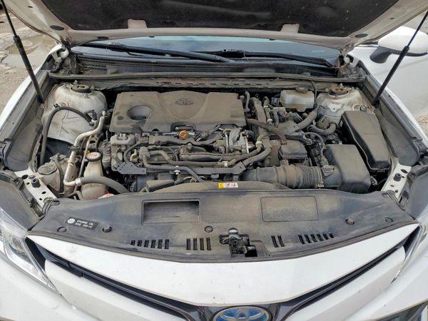 2019 TOYOTA CAMRY LE Hybrid