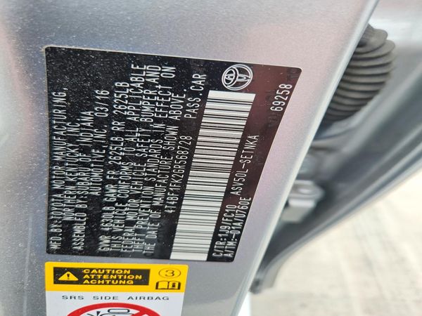 2016 TOYOTA CAMRY