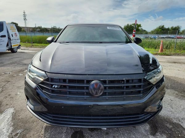 2019 VOLKSWAGEN JETTA