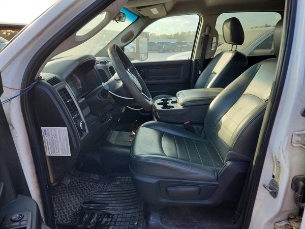 2018 RAM 3500 CREW CAB CHASSIS