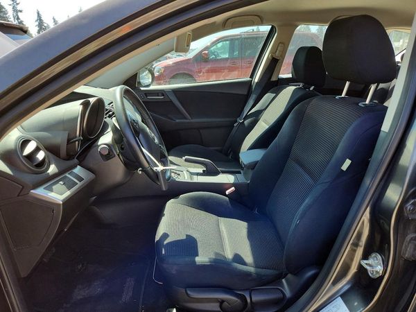 2013 MAZDA 3 Touring/GS