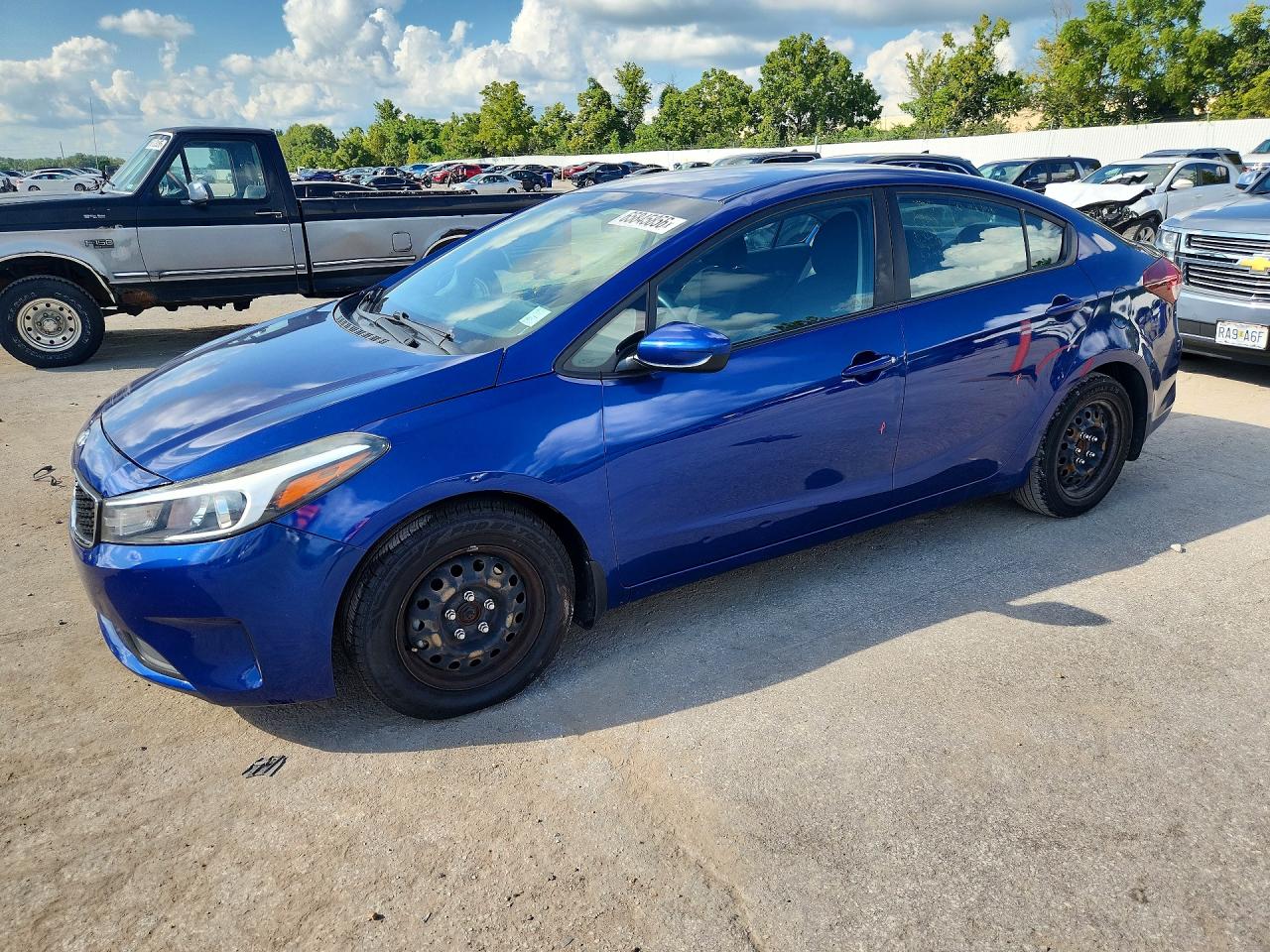 2017 KIA FORTE LX Base